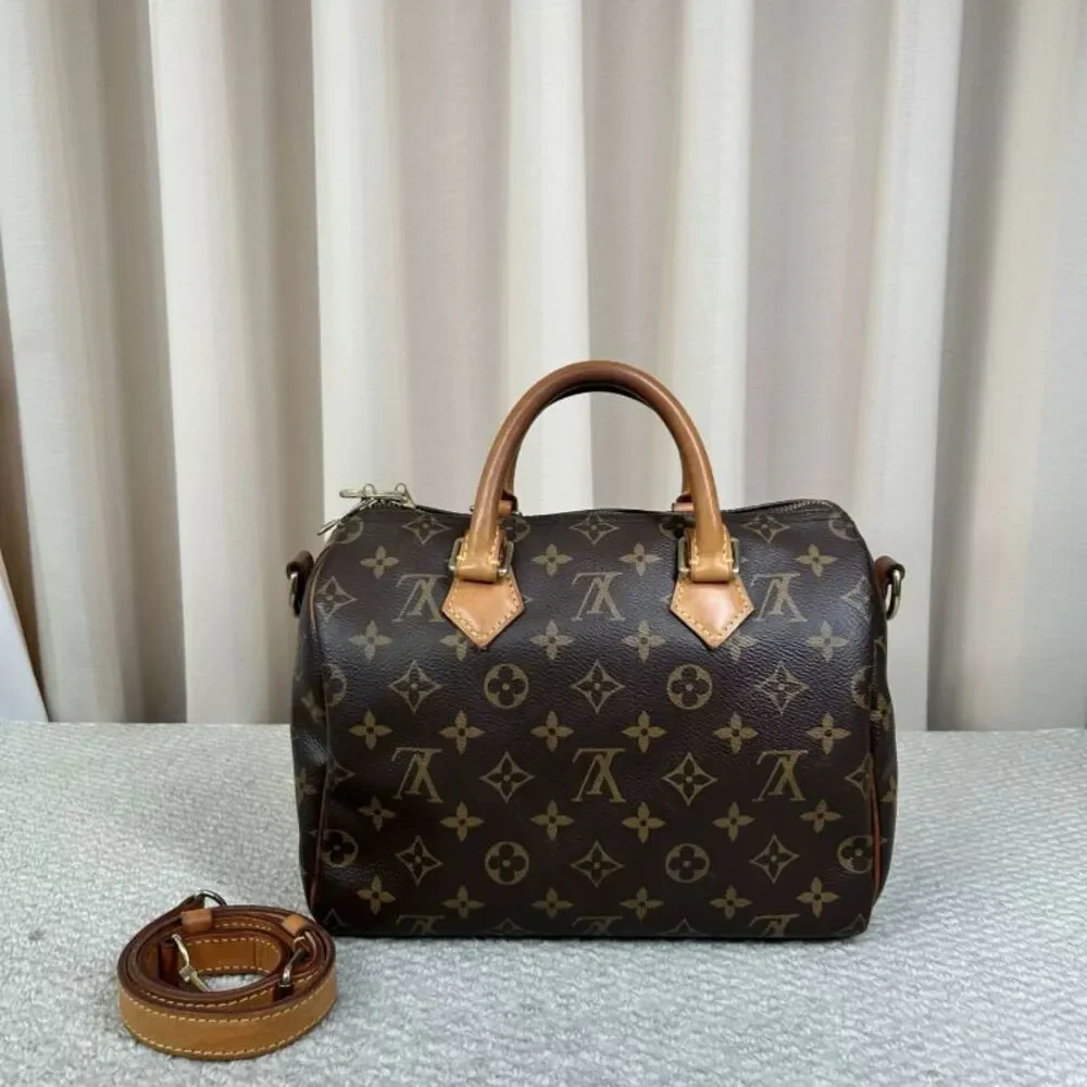 Louis Vuitton Women Pre-Loved Bag Very Good Condition